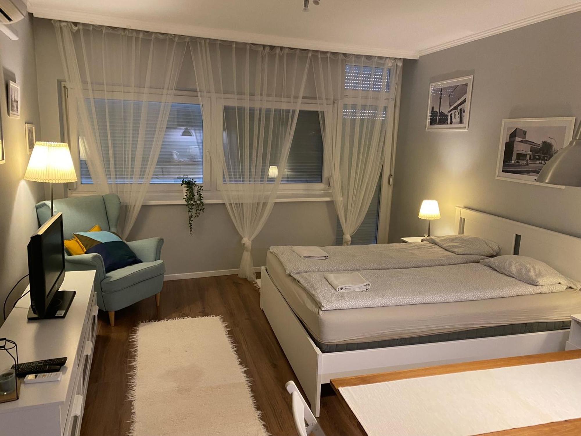 B&B Apartman إغير المظهر الخارجي الصورة